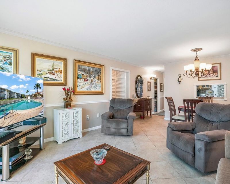 16750 NE 14th Avenue, Unit 212, Miami, FL 33162 Photo