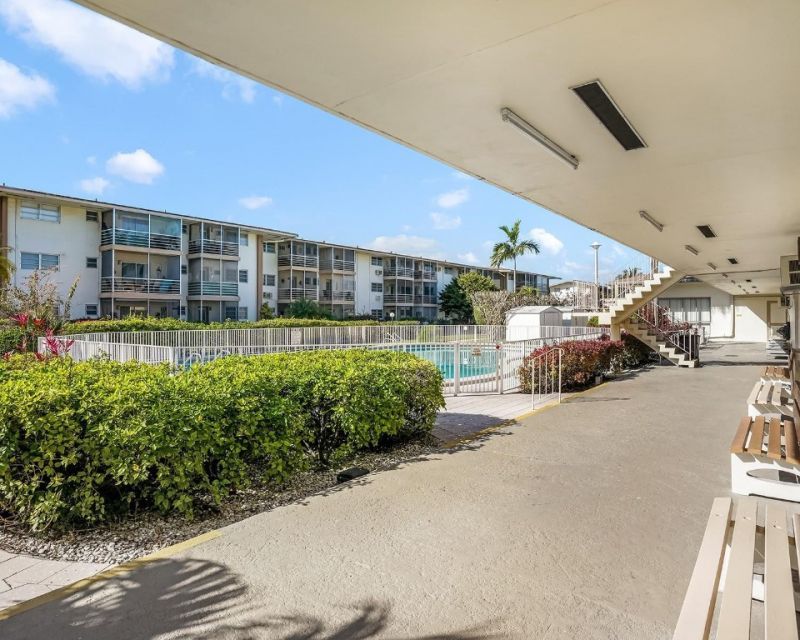 16750 NE 14th Avenue, Unit 212, Miami, FL 33162 Photo