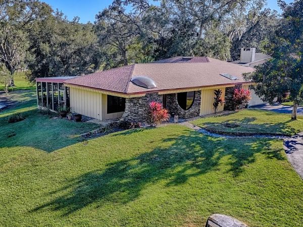 2314 HILLSIDE DRIVE, MOUNT DORA, FL 32757