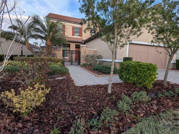 8530 GRAND ALBERATO ROAD, TAMPA, FL 33647