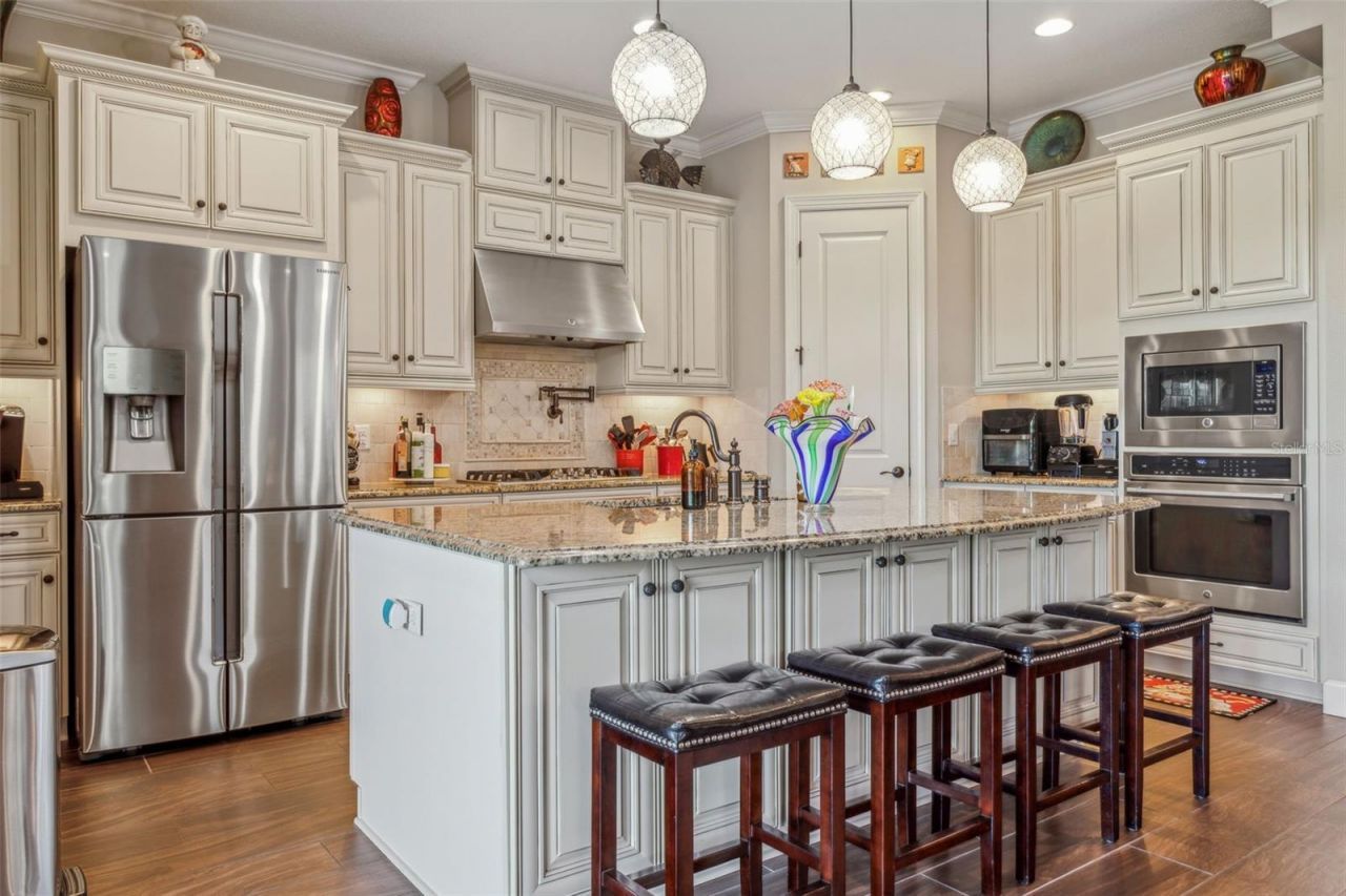 8530 Grand Alberato Road, Tampa, FL 33647 Photo