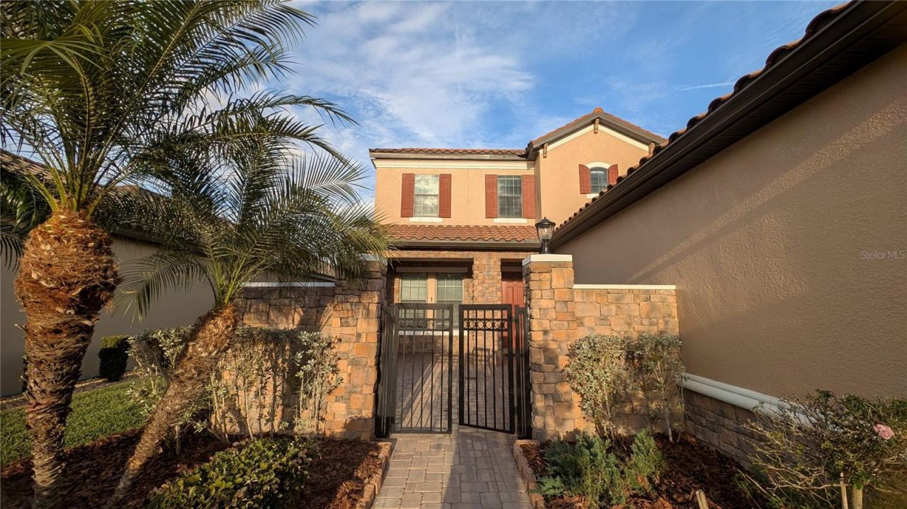 8530 Grand Alberato Road, Tampa, FL 33647 Photo