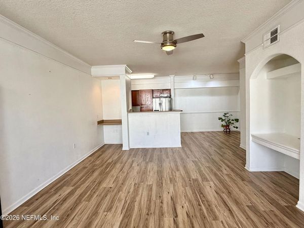 8550 TOUCHTON Road, Unit 225, Jacksonville, FL 32216