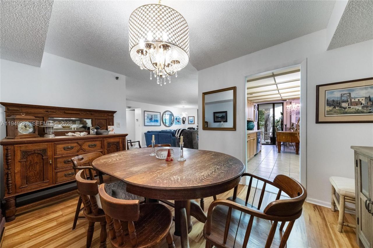 4000 Towerside Ter, Unit 301, Miami, FL 33138 Photo