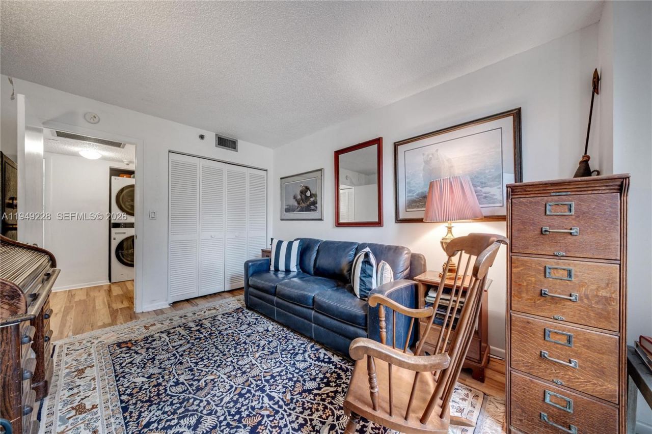 4000 Towerside Ter, Unit 301, Miami, FL 33138 Photo