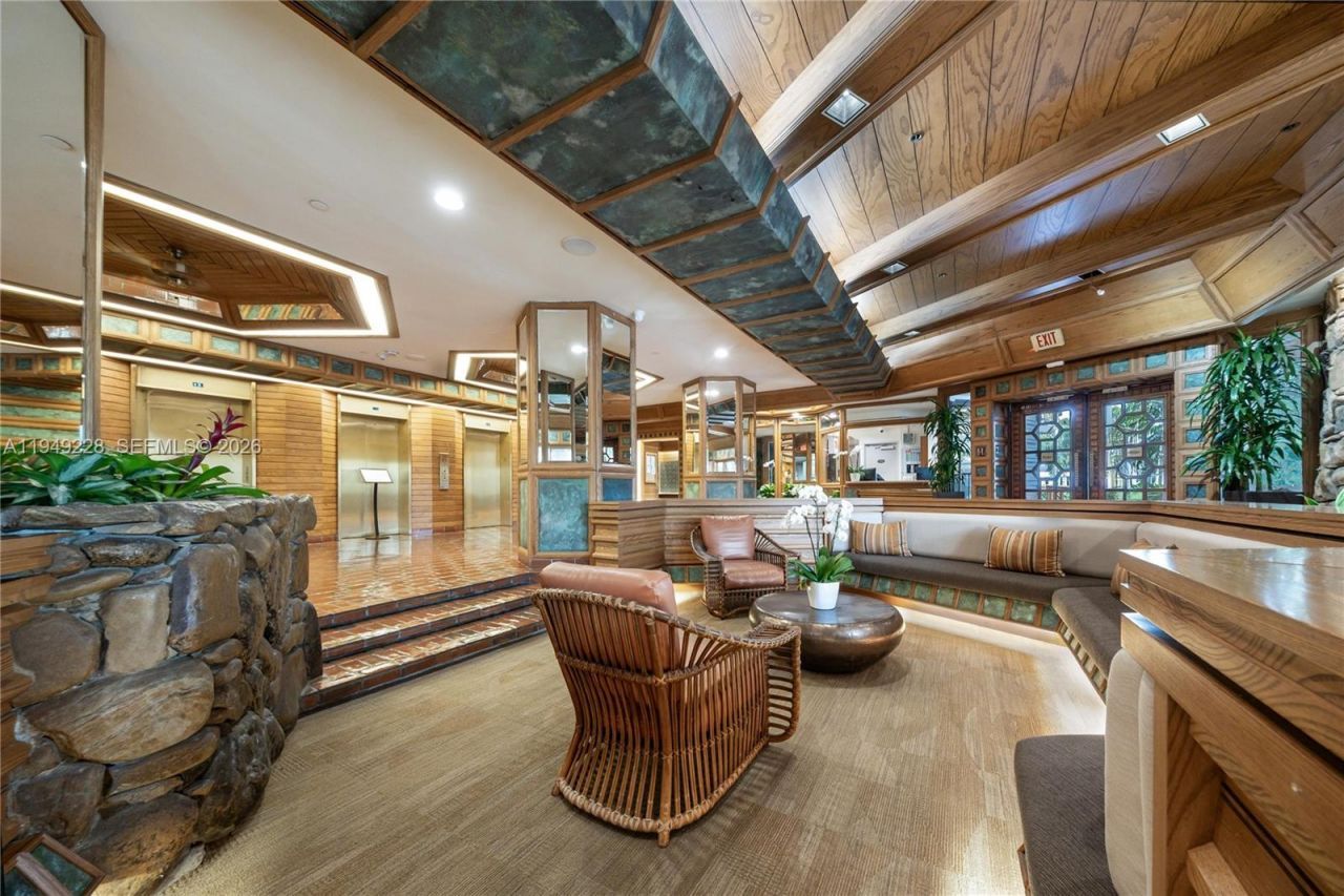 4000 Towerside Ter, Unit 301, Miami, FL 33138 Photo