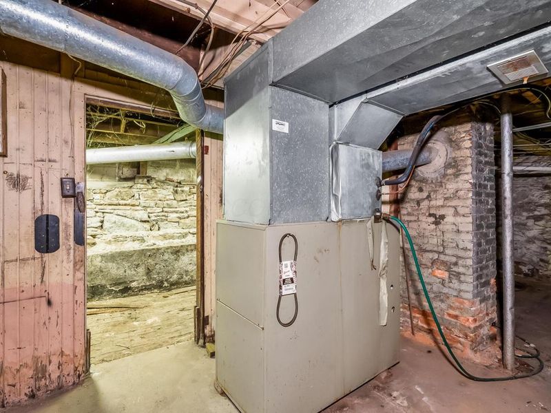 43 E Central Avenue, Delaware, OH 43015 Photo 48