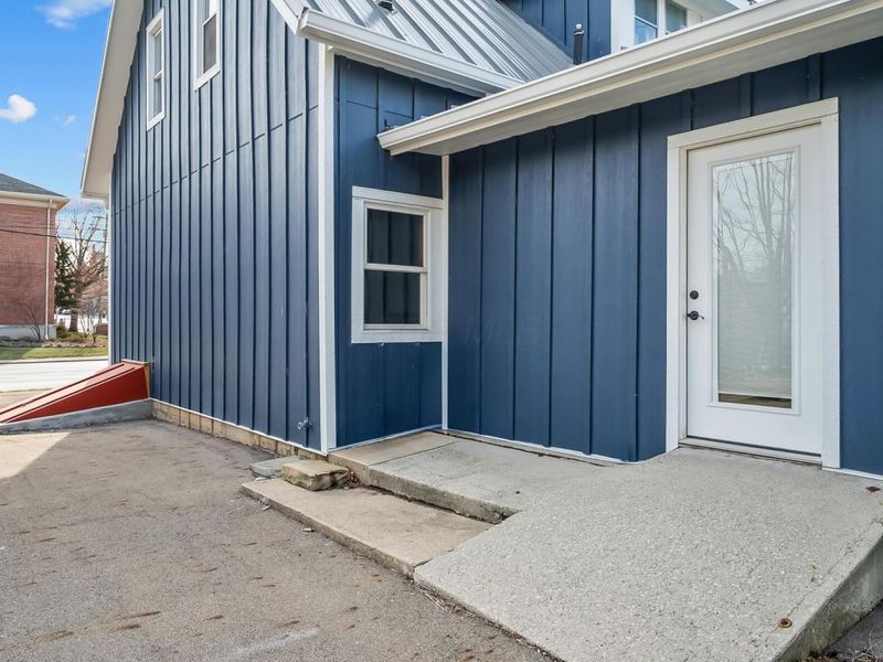 43 E Central Avenue, Delaware, OH 43015 Photo 9