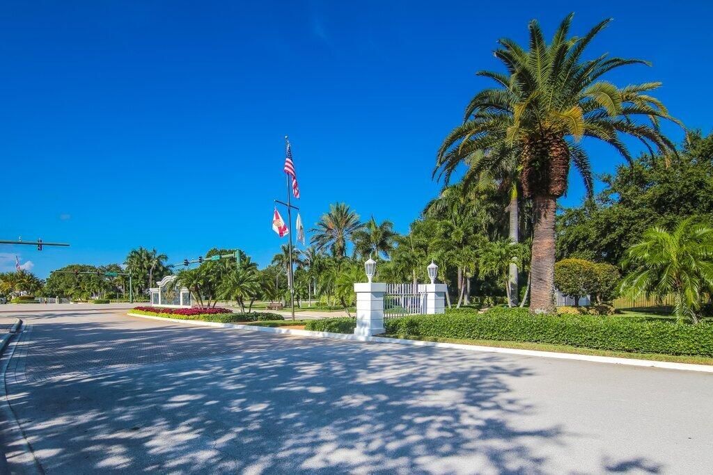 2426 SW Foxpoint Trail, Palm City, FL 34990 Photo