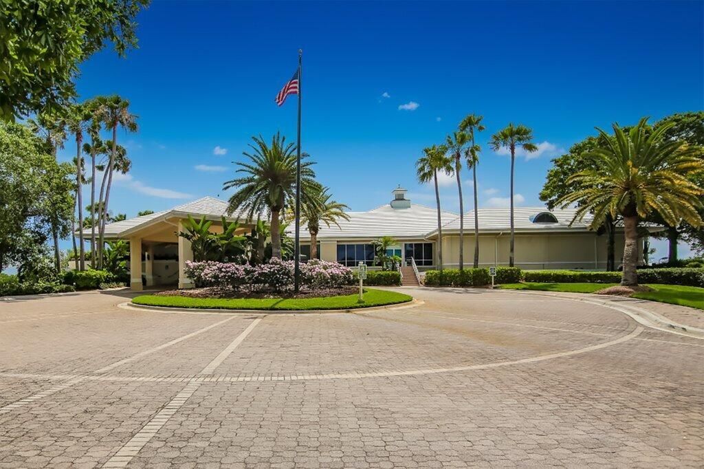 2426 SW Foxpoint Trail, Palm City, FL 34990 Photo