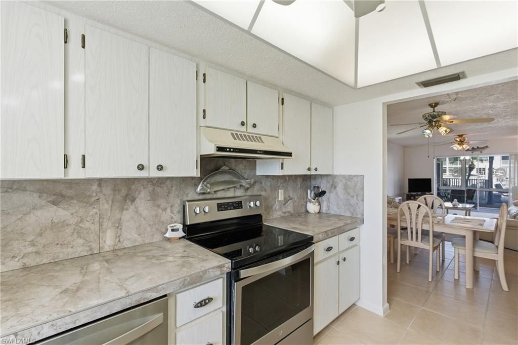 853 SE 46th Ln, Unit 105, Cape Coral, FL 33904 Photo