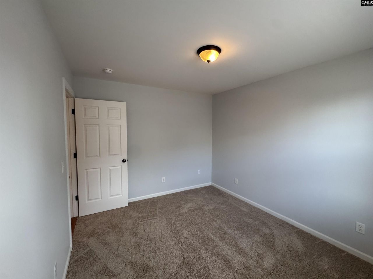 404 Summit Hills Circle Photo 17