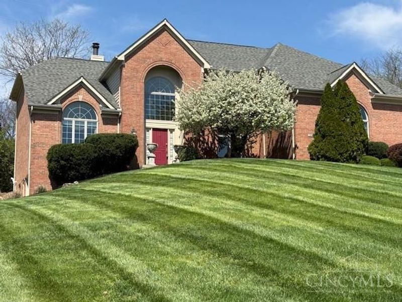 8485 Deer Path, West Chester, OH 45069 Photo 2