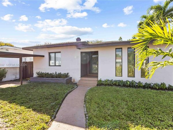 818 NW 47th St, Miami, FL 33127