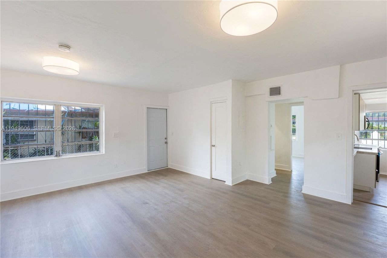 8031 NW 12th Ct, Miami, FL 33147 Photo