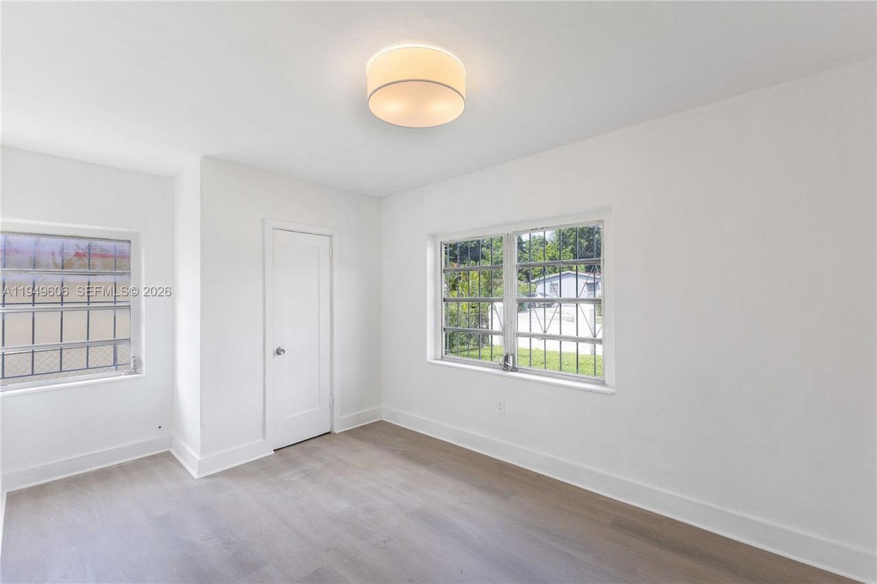 8031 NW 12th Ct, Miami, FL 33147 Photo