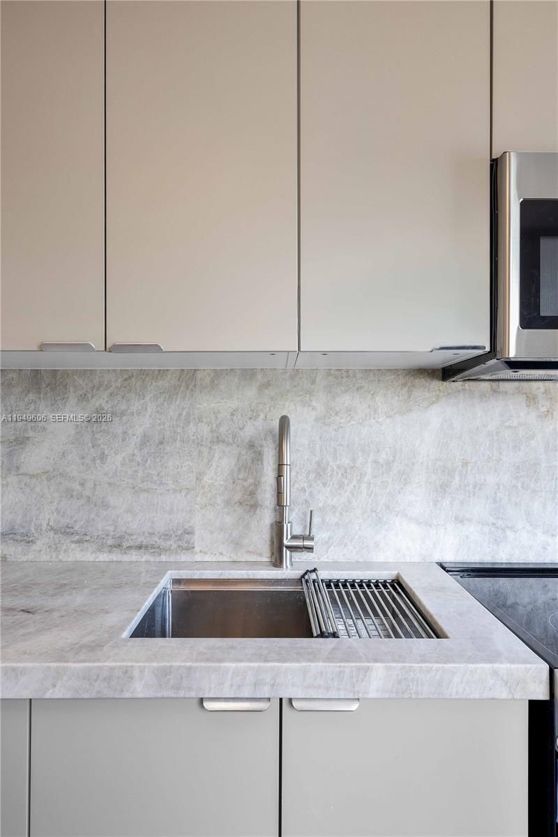 8031 NW 12th Ct, Miami, FL 33147 Photo