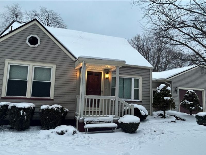 110 Edgewood Drive, Conneaut, OH 44030 Photo 2