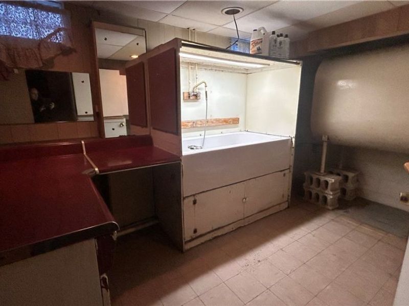 110 Edgewood Drive, Conneaut, OH 44030 Photo 24