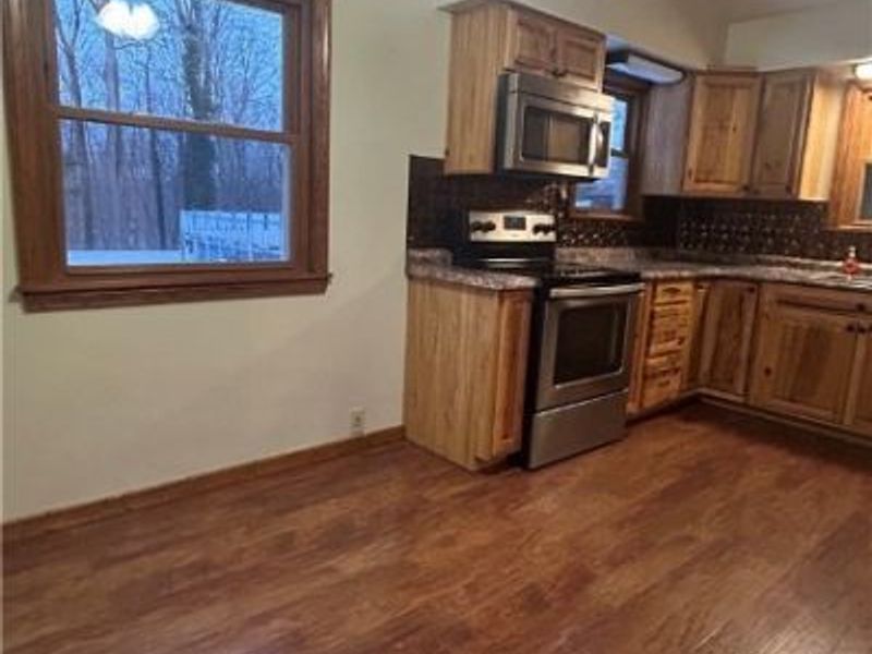 110 Edgewood Drive, Conneaut, OH 44030 Photo 8