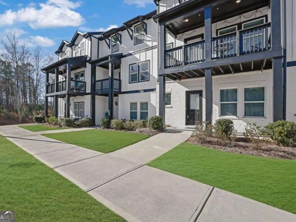 809 Mackay Creek, Woodstock, GA 30188