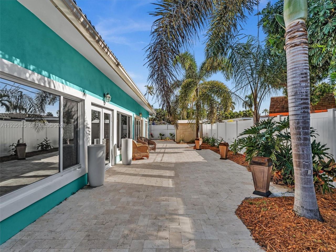 2650 NE 20th St, Pompano Beach, FL 33062 Photo