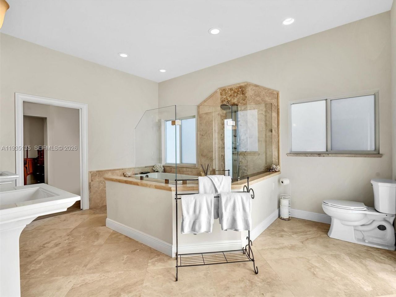 2650 NE 20th St, Pompano Beach, FL 33062 Photo