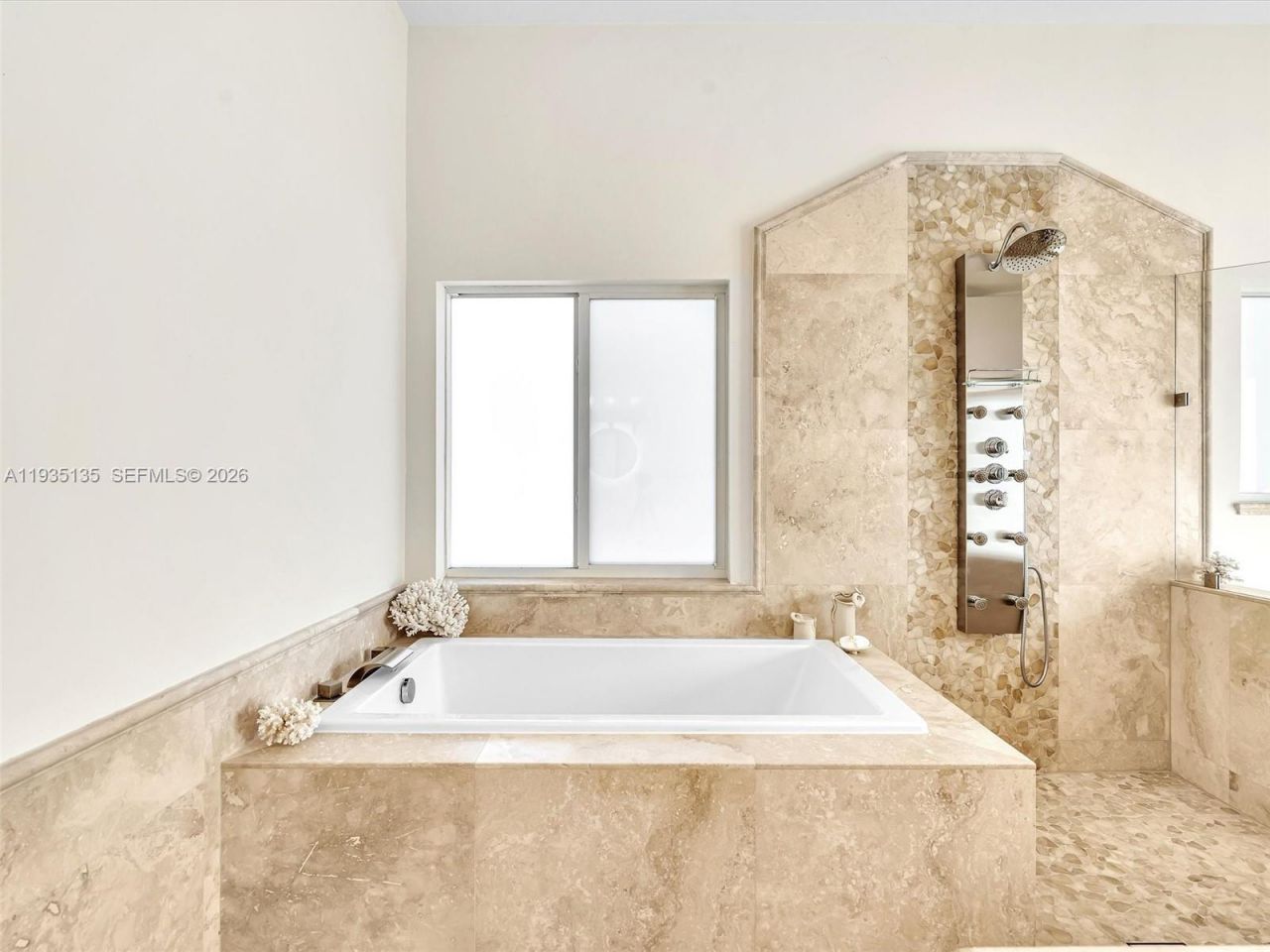 2650 NE 20th St, Pompano Beach, FL 33062 Photo