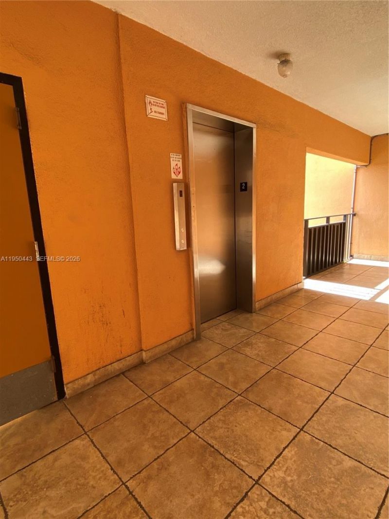 295 NW 72nd Ave , Unit 304, Miami, FL 33126 Photo