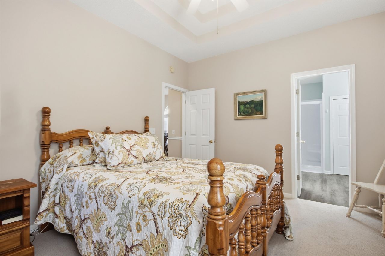 4 Guillemont Ct. Photo 24