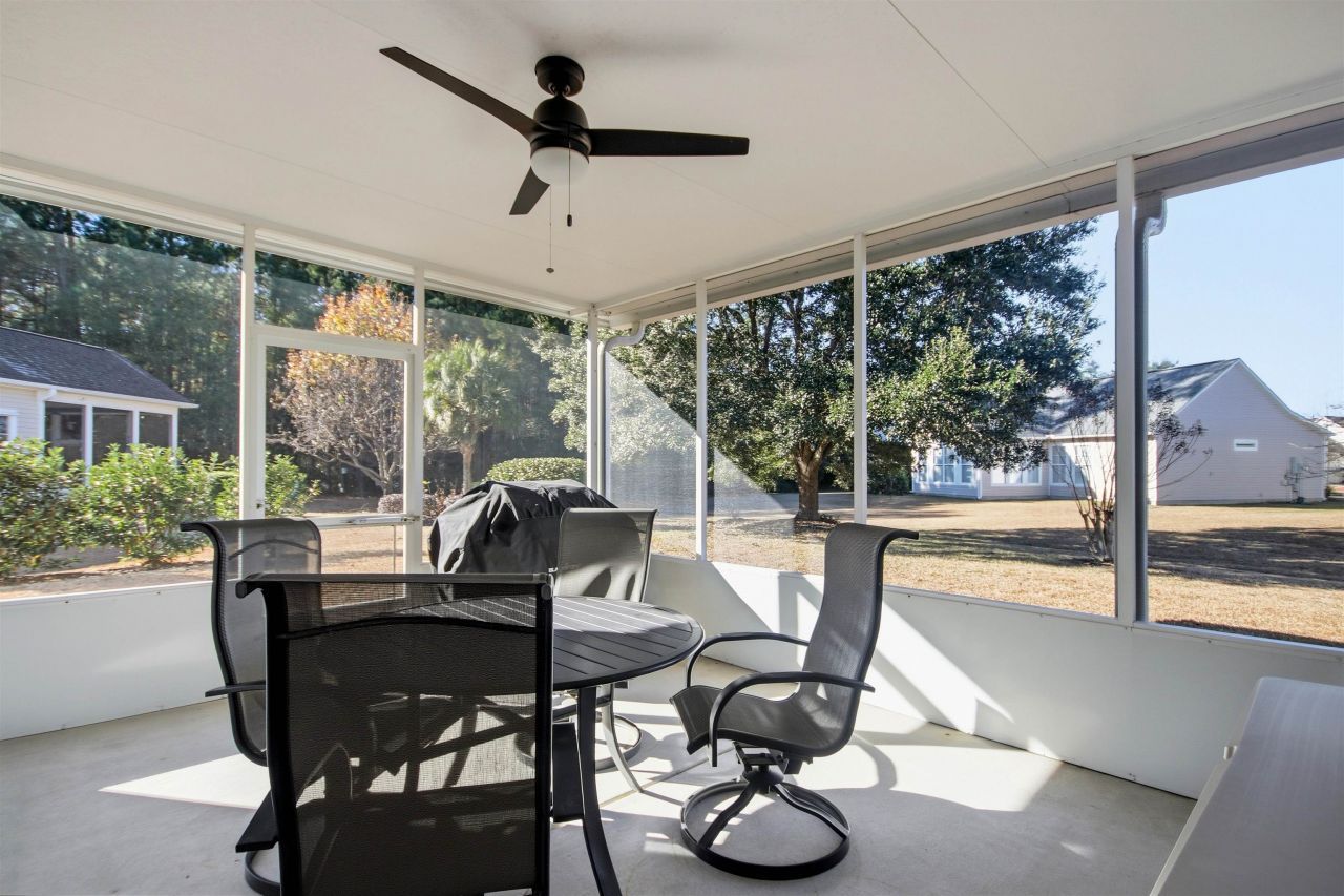 4 Guillemont Ct. Photo 27