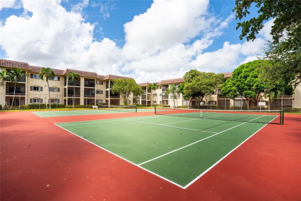 253 S Cypress Road, Unit 202, Pompano Beach, FL 33060 Photo