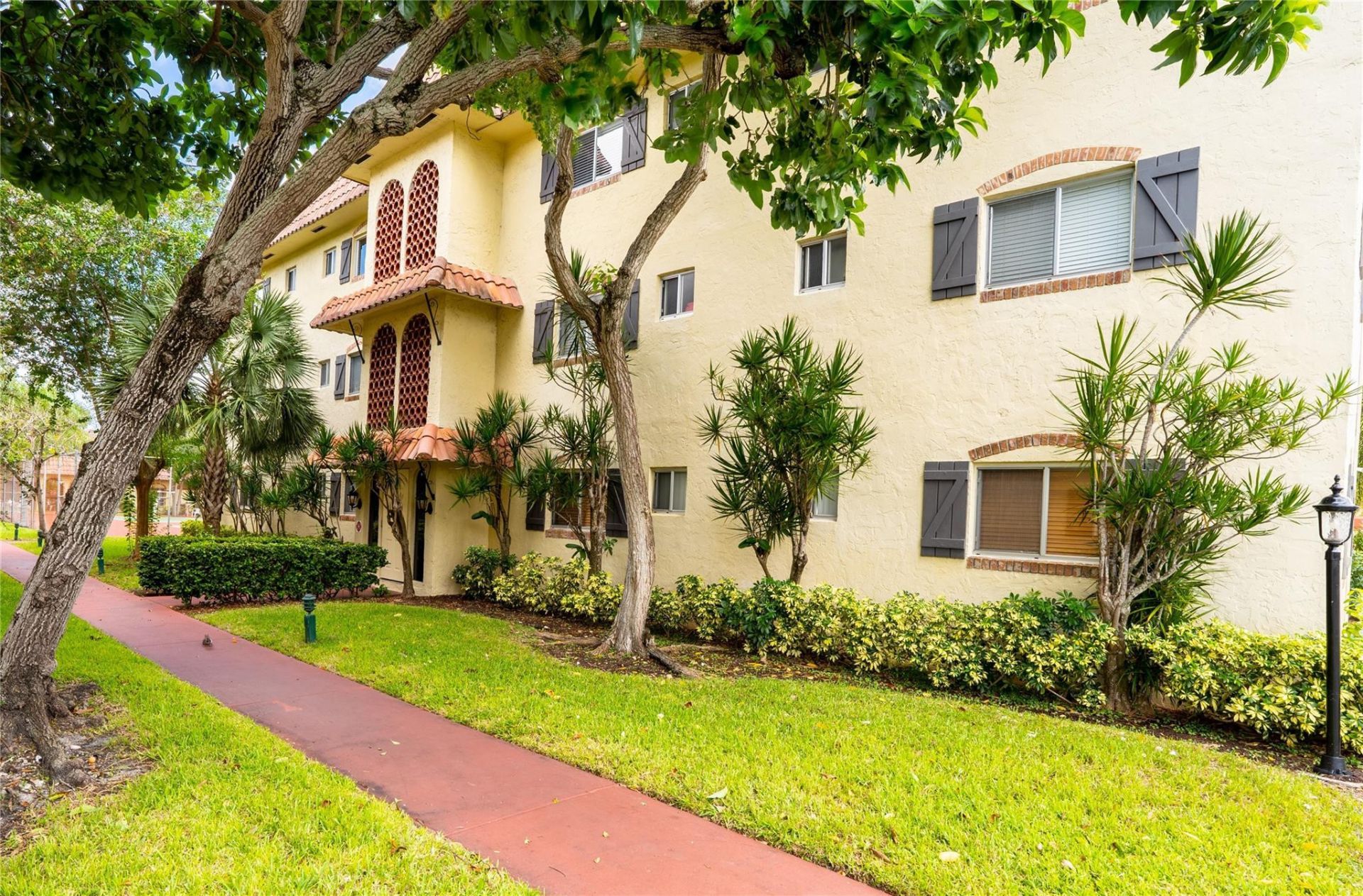 253 S Cypress Road, Unit 202, Pompano Beach, FL 33060 Photo