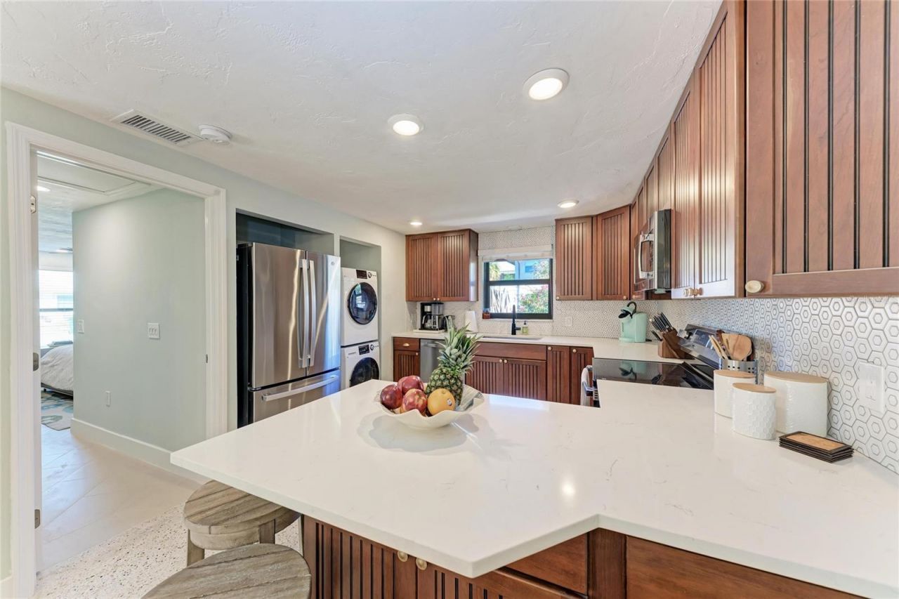 730 Fox Street, Longboat Key, FL 34228 Photo