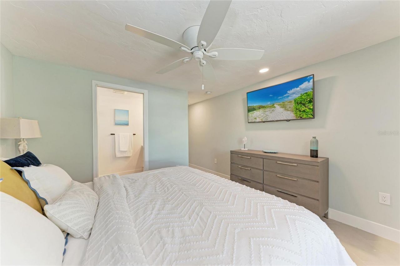 730 Fox Street, Longboat Key, FL 34228 Photo