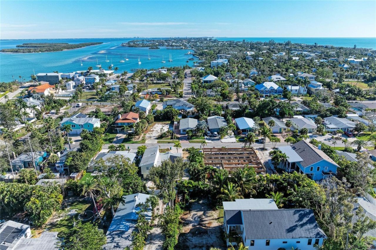 730 Fox Street, Longboat Key, FL 34228 Photo