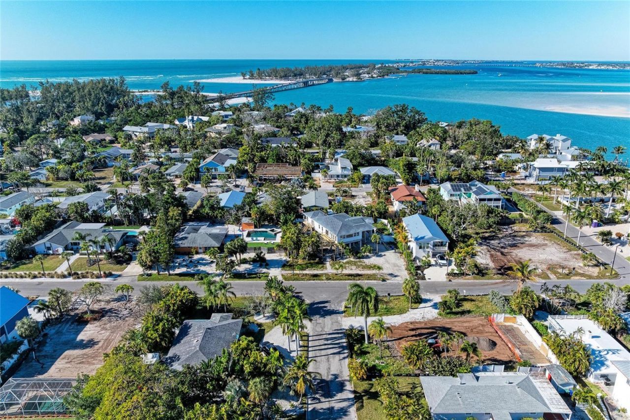 730 Fox Street, Longboat Key, FL 34228 Photo