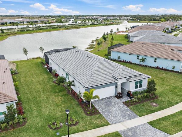 11463 MYAKKA BLUE DRIVE, VENICE, FL 34293