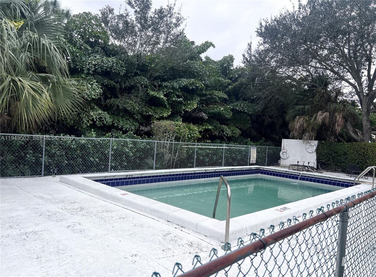 9156 NW 40th St, Unit 105-1, Coral Springs, FL 33065 Photo