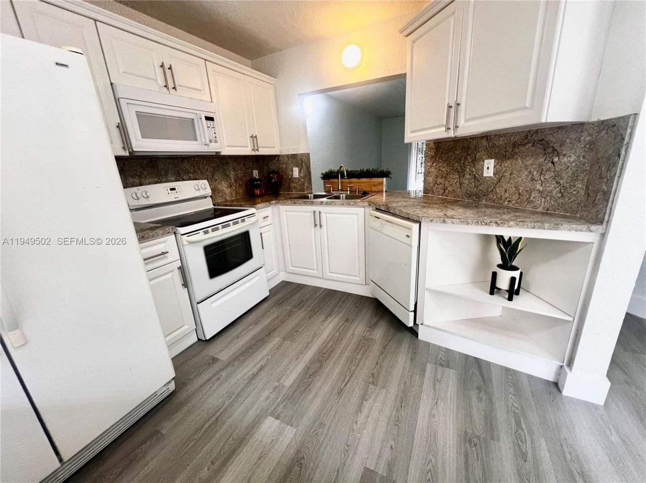 9156 NW 40th St, Unit 105-1, Coral Springs, FL 33065 Photo