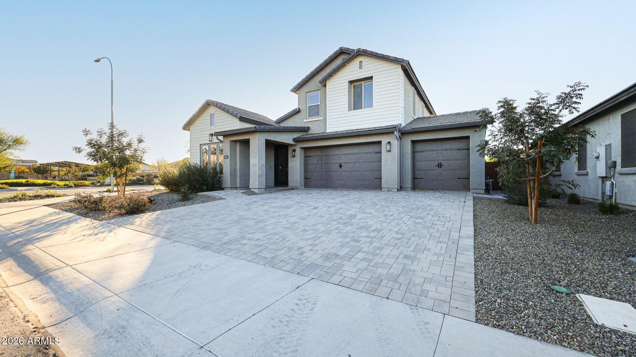 11663 W Luxton Lane, Avondale, AZ 85323 Main Photo