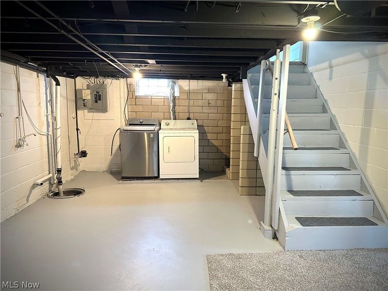 1075 Bacon Avenue, East Palestine, OH 44413 Photo 23