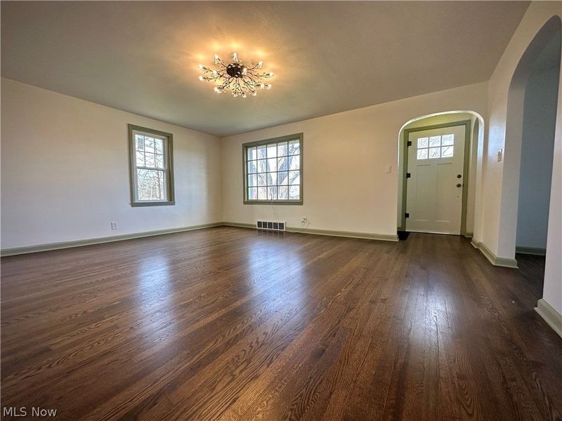 1075 Bacon Avenue, East Palestine, OH 44413 Photo 5