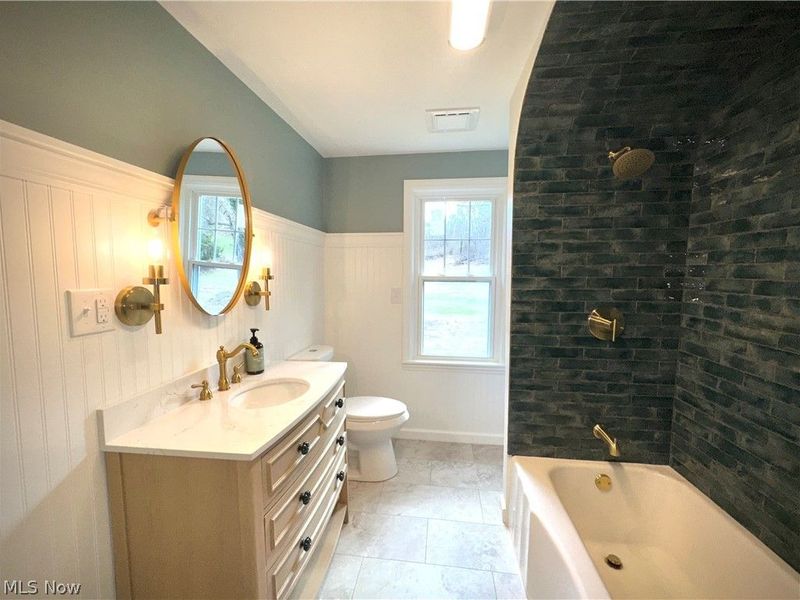 1075 Bacon Avenue, East Palestine, OH 44413 Photo 9