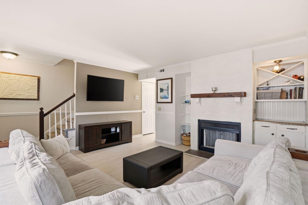 7879 Sandida Court Photo 1