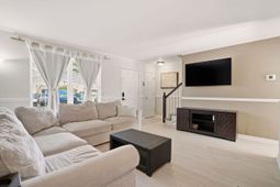 7879 Sandida Court photo 4