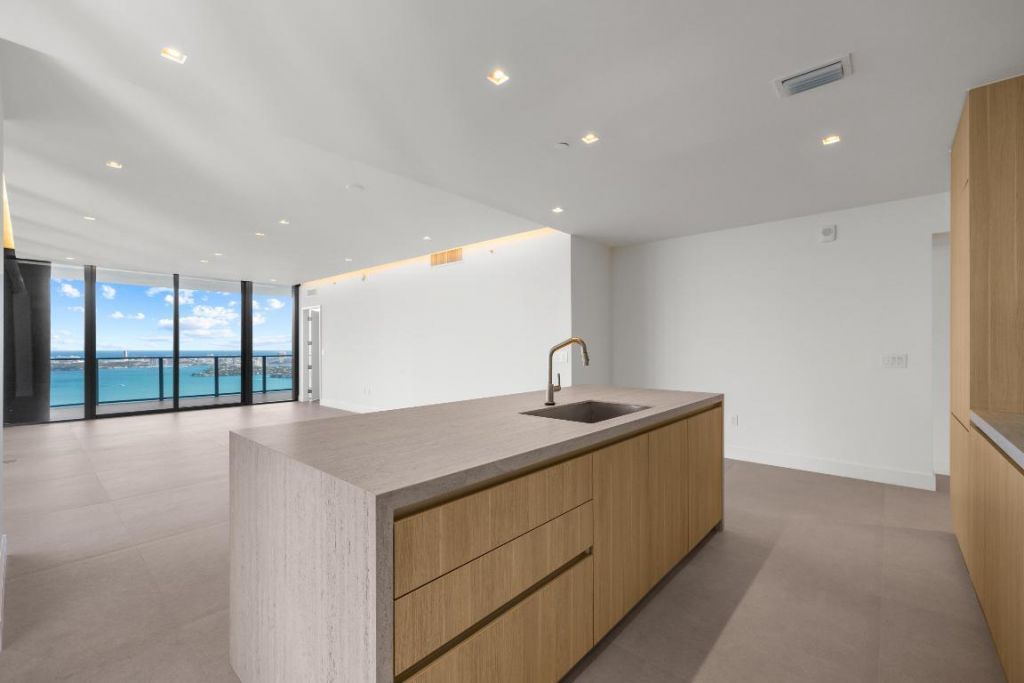 700 NE 24th Street, Unit 4601, Miami, FL 33137 Photo