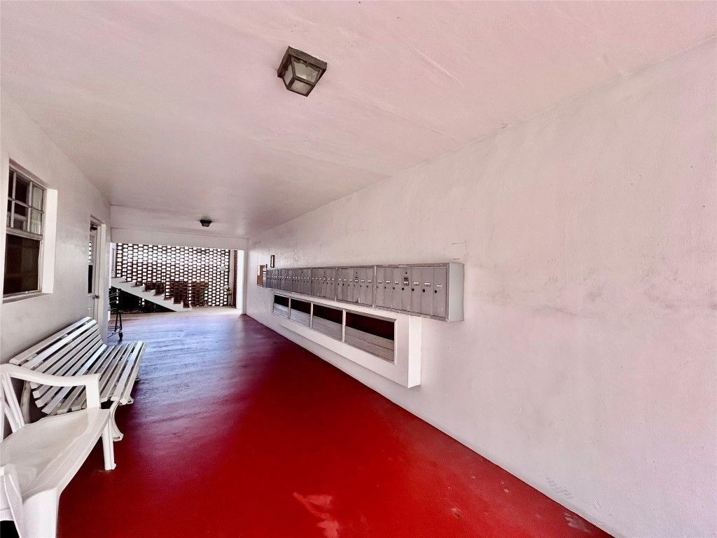 2050 NE 39th Street, Unit 207, Lighthouse Point, FL 33064 Photo