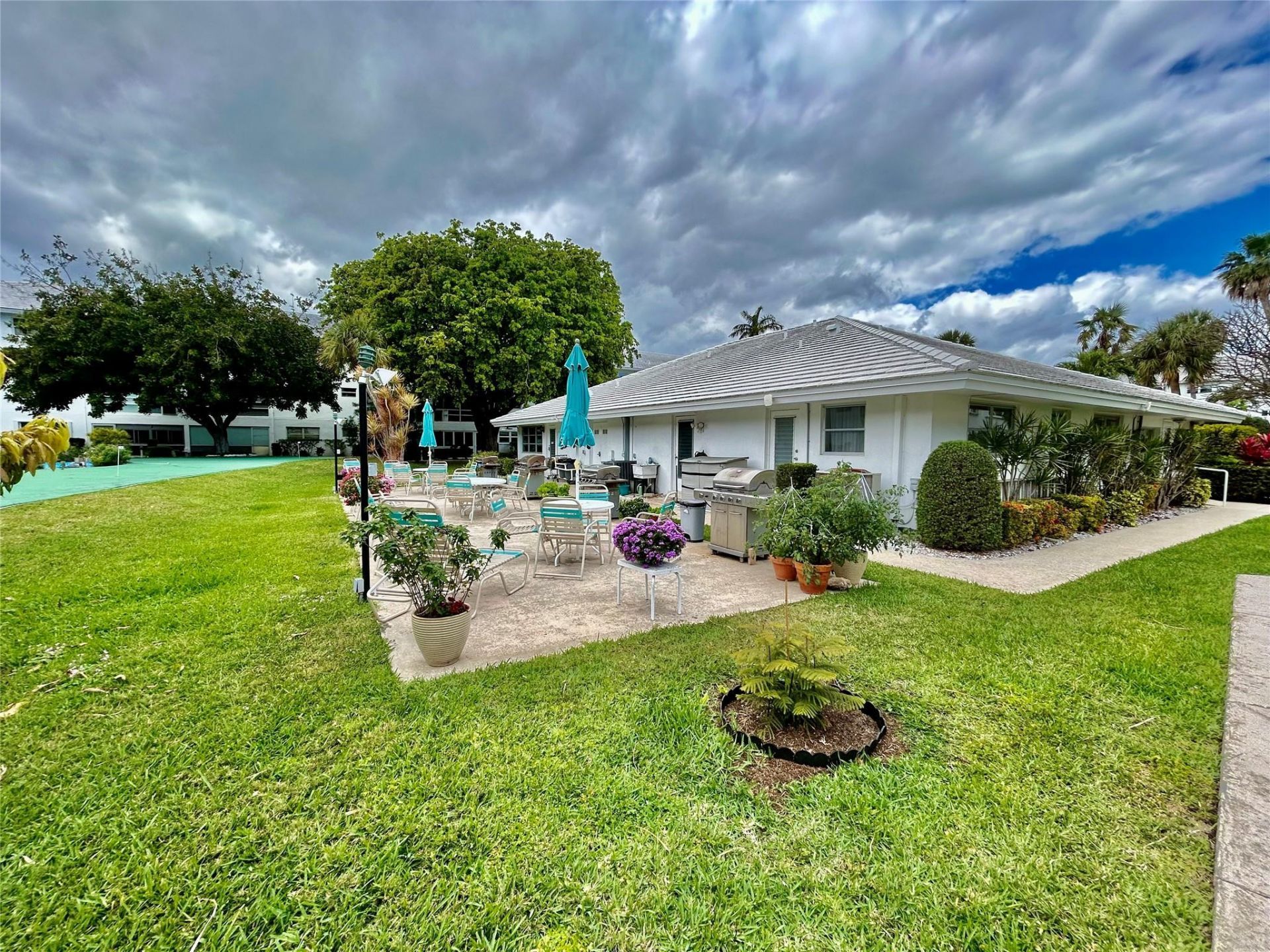 2050 NE 39th Street, Unit 207, Lighthouse Point, FL 33064 Photo