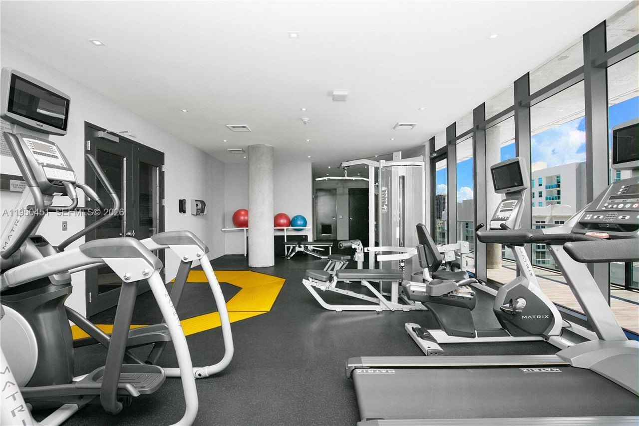 201 SW 17th Rd, Unit 303, Miami, FL 33129 Photo